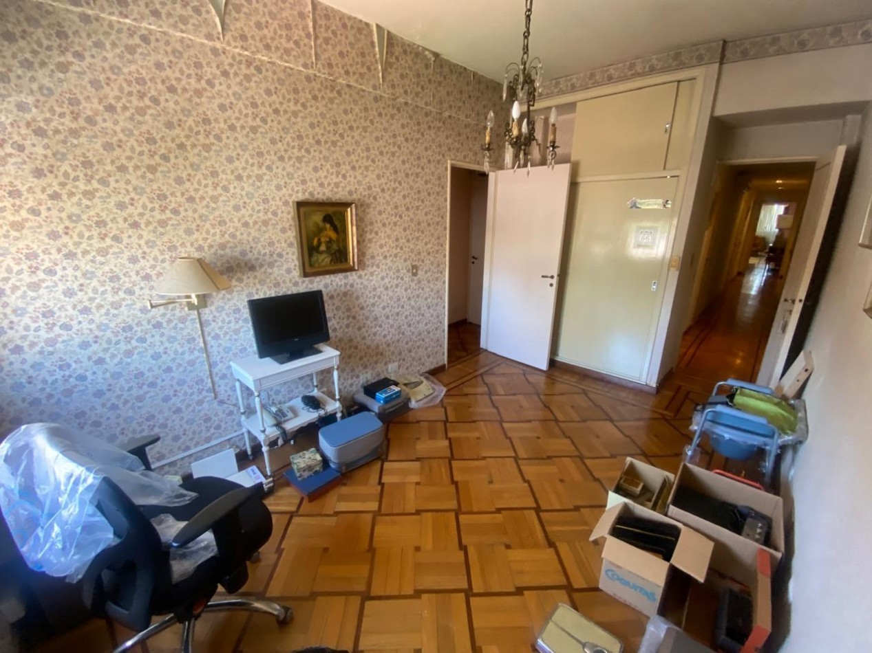 Departamento ideal para estudio o centro educativo. 