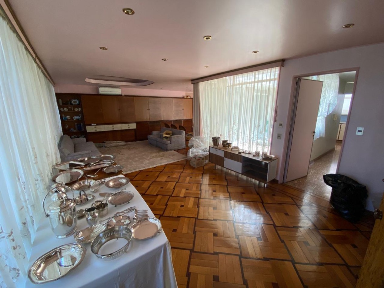 Departamento ideal para estudio o centro educativo. 