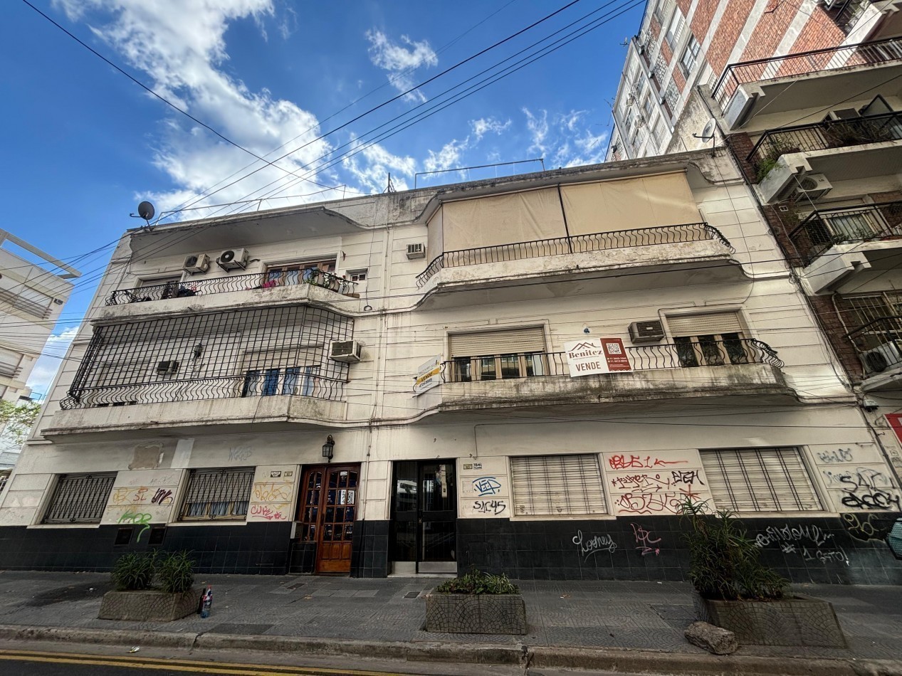 Excelente departamento semipiso de 3 ambientes - San Martin centro