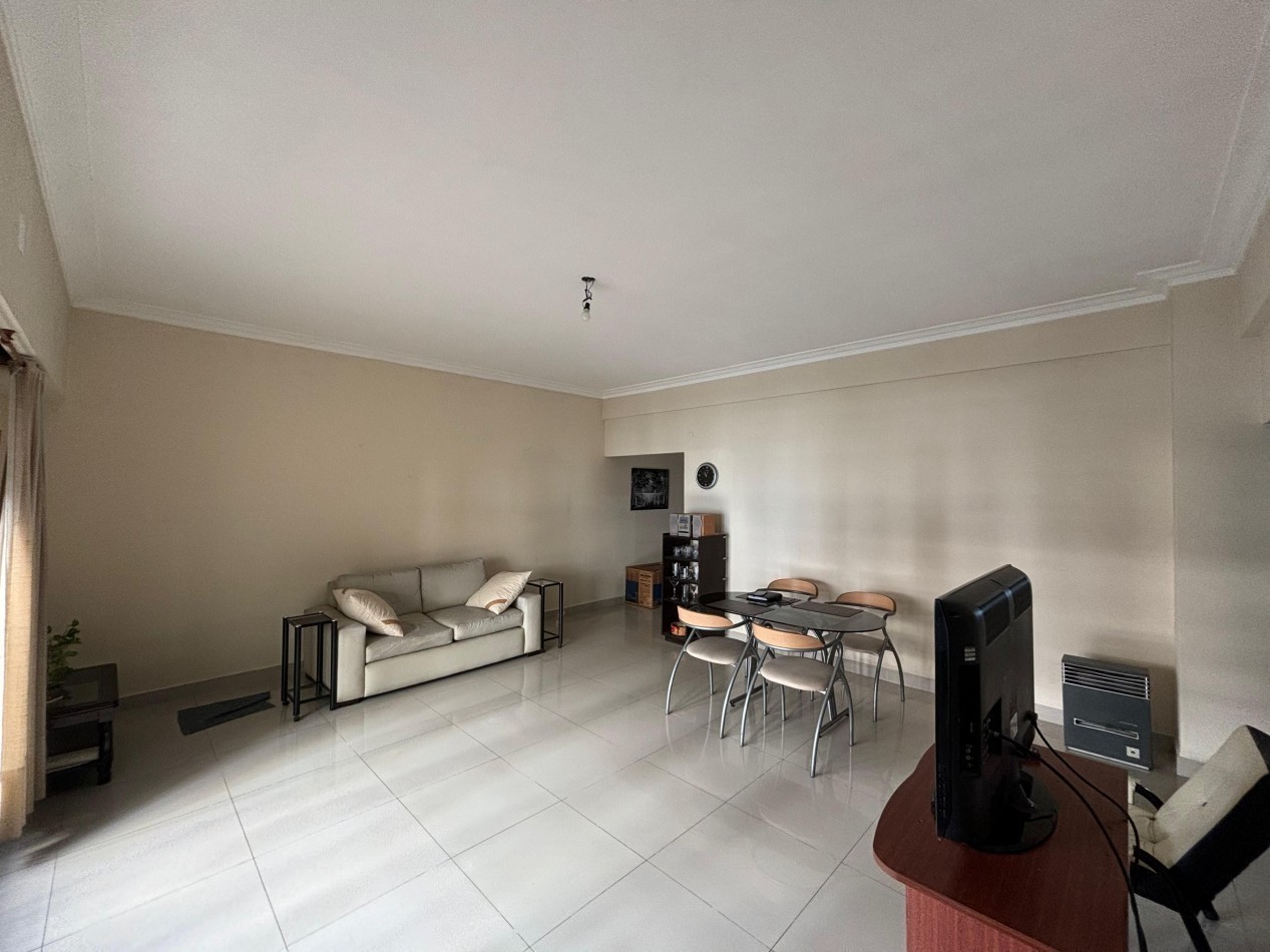 Excelente departamento semipiso de 3 ambientes - San Martin centro