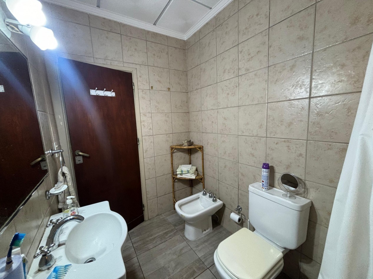 Excelente departamento semipiso de 3 ambientes - San Martin centro