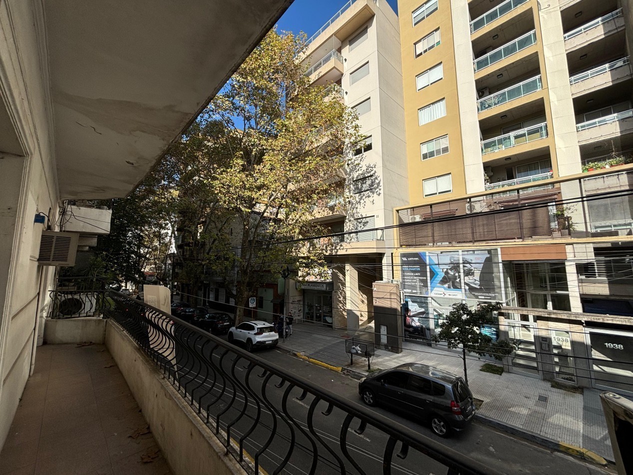 Excelente departamento semipiso de 3 ambientes - San Martin centro