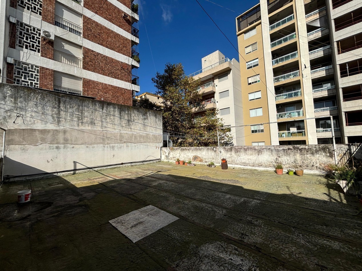 Excelente departamento semipiso de 3 ambientes - San Martin centro