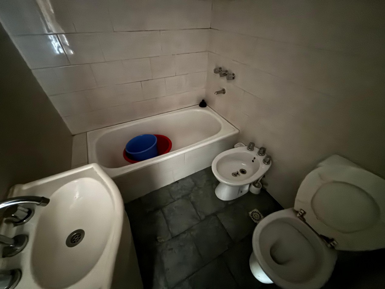 Depto Monoambiente al Frente - Centro San Martin.