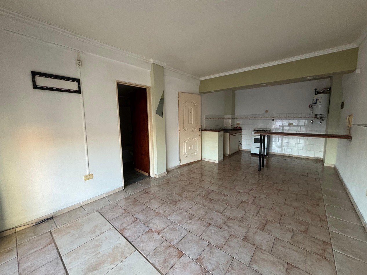 Depto Monoambiente al Frente - Centro San Martin.