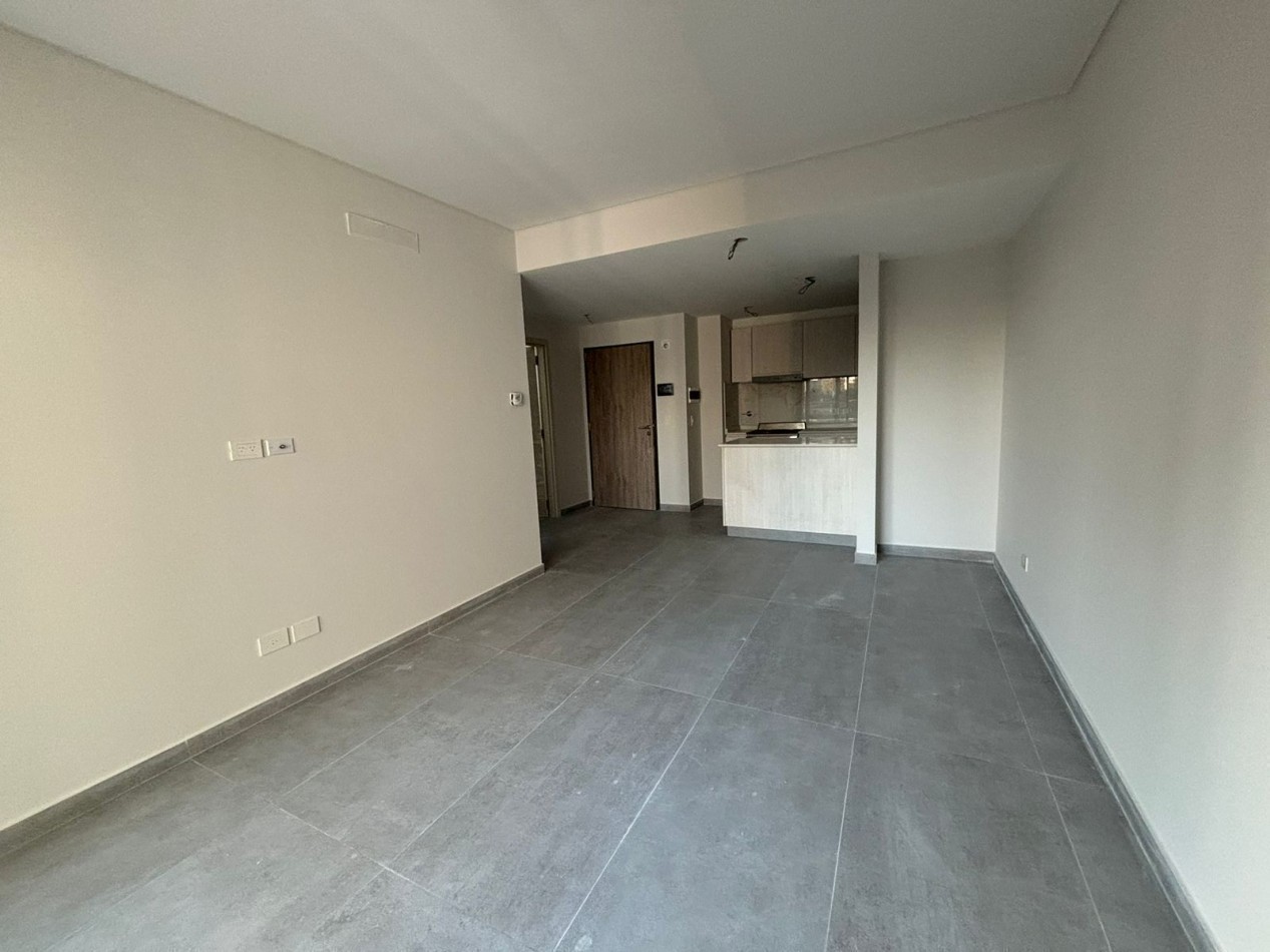 DEPARTAMENTO 2 AMBIENTES DE CATEGORIA EN ALQUILER - SAN MARTIN