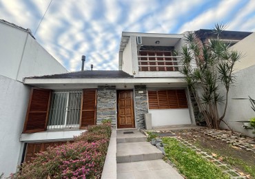 Hermosa casa de 4 ambientes - San Martin centro