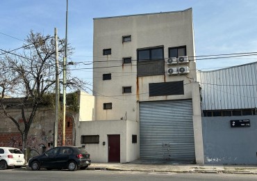 Galpon de dos plantas - Barracas