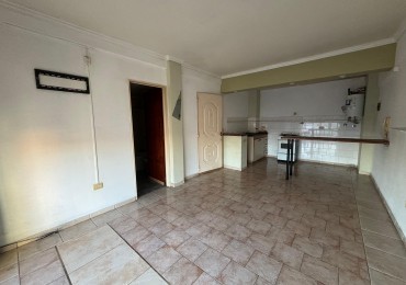 Depto Monoambiente al Frente - Centro San Martin.